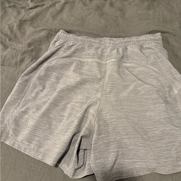 Men lululemon medium shorts - Picture 2 of 3